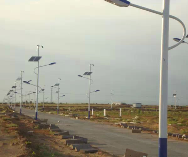 �L(f��ng)�⻥�aLED·��4